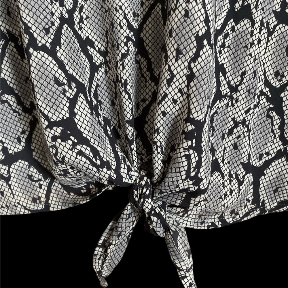 Guess Black and White Snake Print Blouse tie at waist - Picture 2 of 6
